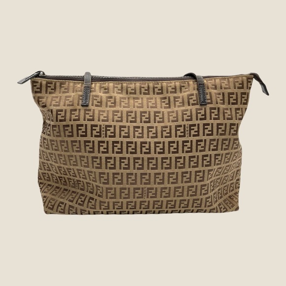 ✨SOLD✨Authentic Fendi Zucca Canvas Tote Bag - Picture 8 of 16